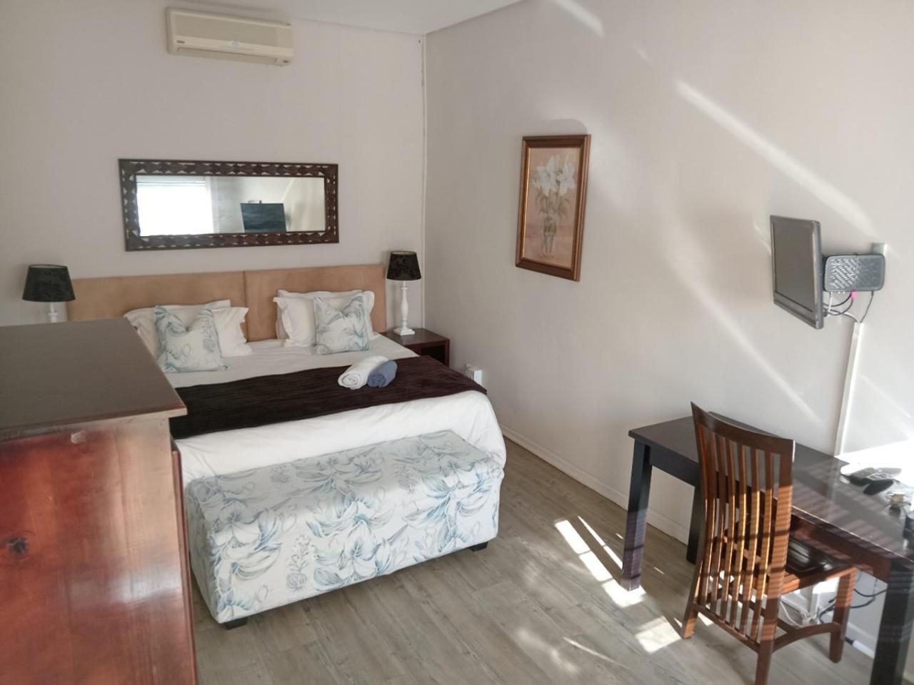 Bed and Breakfast Urban Manor Port Elizabeth Exterior foto
