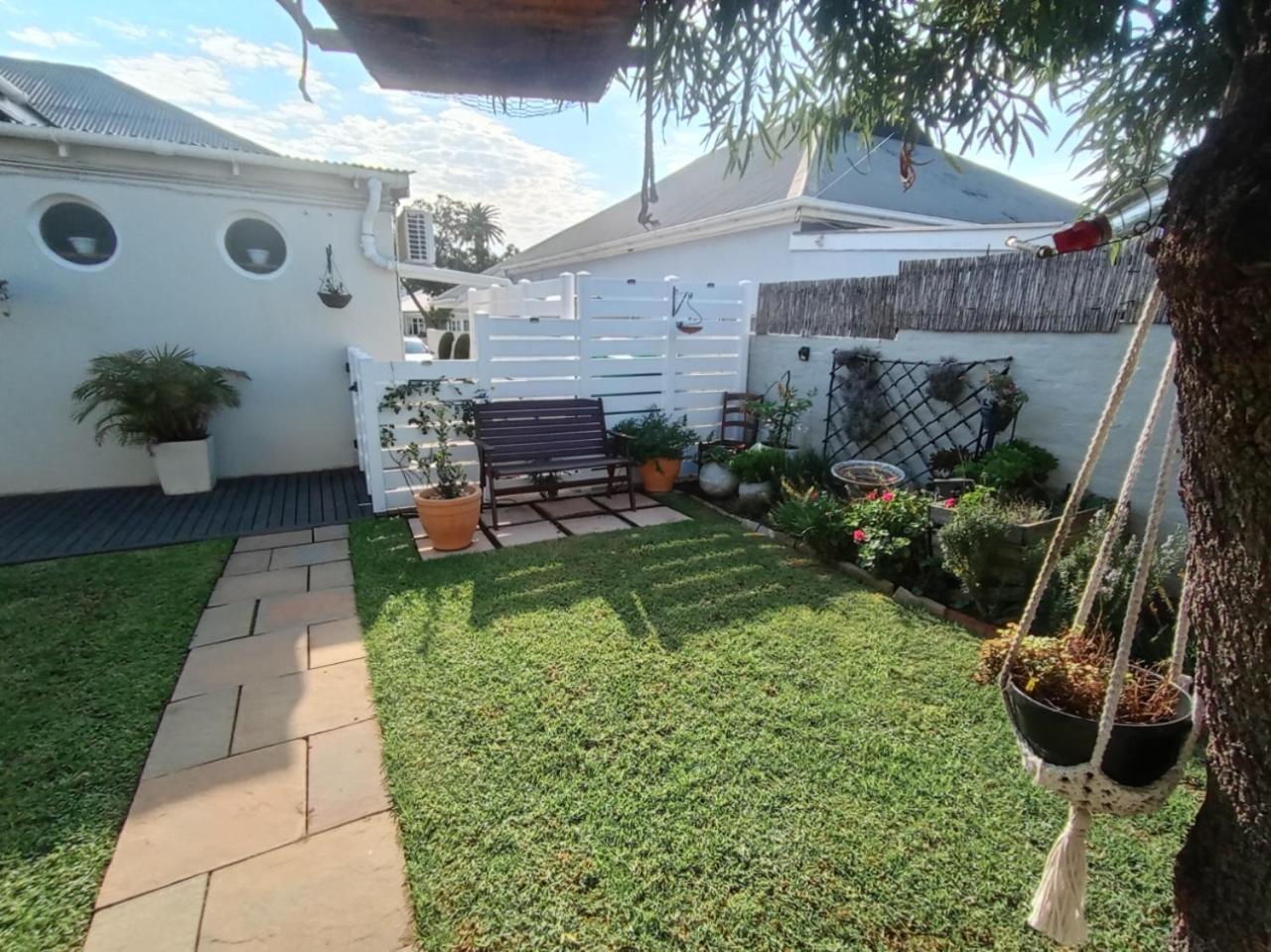 Bed and Breakfast Urban Manor Port Elizabeth Exterior foto