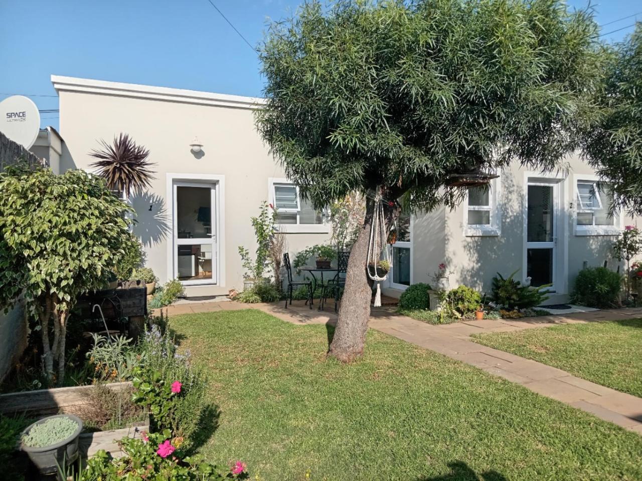 Bed and Breakfast Urban Manor Port Elizabeth Exterior foto
